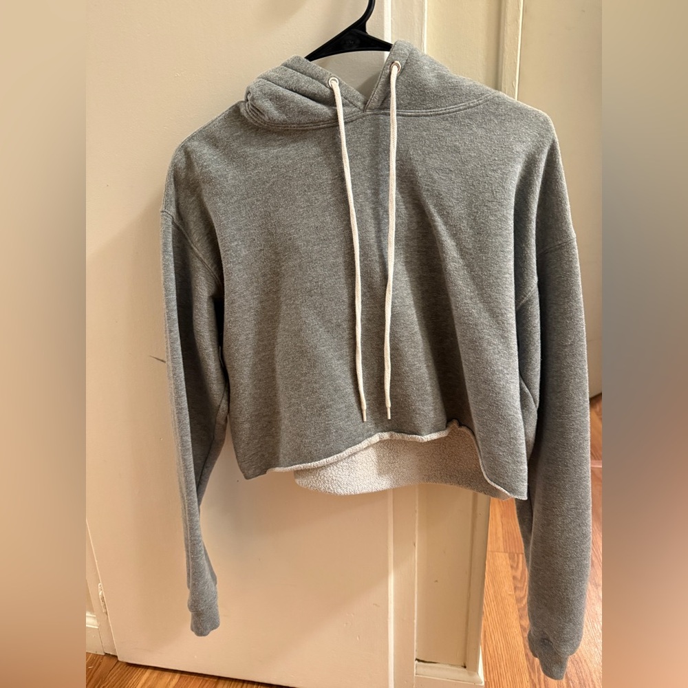 Wild Fable Heather Gray Cropped Sweatshirt